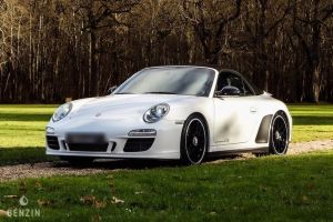 Porsche 911 type 997 GTS Cabriolet - 2012
