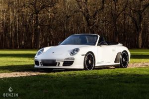 Porsche 911 type 997 GTS Cabriolet - 2012