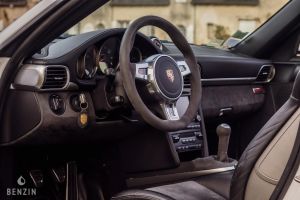 Porsche 911 type 997 GTS Cabriolet - 2012