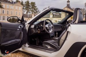 Porsche 911 type 997 GTS Cabriolet - 2012