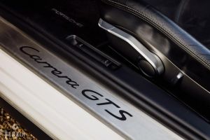 Porsche 911 type 997 GTS Cabriolet - 2012