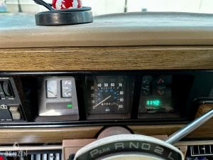 Jeep SJ Grand Wagoneer - 1987