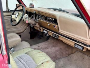Jeep SJ Grand Wagoneer - 1987