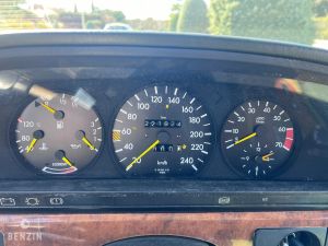 Mercedes-Benz 500 SEC W126 - 1982