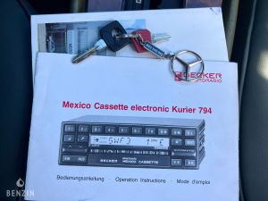 Mercedes-Benz 500 SEC W126 - 1982