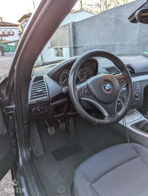 BMW 125i cabriolet e88 - 2008*Flash