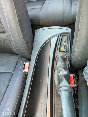 BMW 125i cabriolet e88 - 2008*Flash