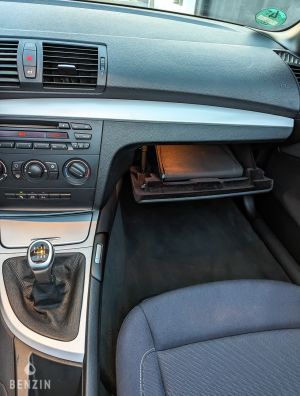 BMW 125i cabriolet e88 - 2008*Flash