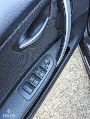 BMW 125i cabriolet e88 - 2008*Flash