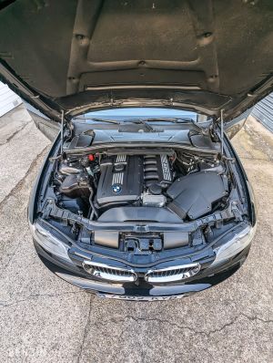 BMW 125i cabriolet e88 - 2008*Flash