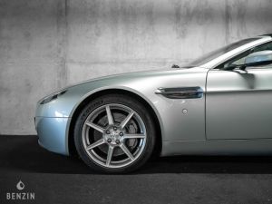 Aston Martin V8 Vantage Roadster - 2008