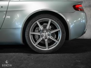 Aston Martin V8 Vantage Roadster - 2008