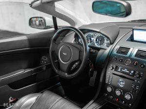 Aston Martin V8 Vantage Roadster - 2008