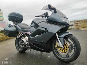 Aprilia Futura RST 1000 - 2001