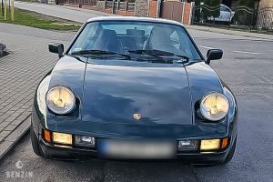 Porsche 928 S - 1983