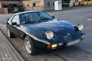 Porsche 928 S - 1983