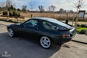 Porsche 928 S - 1983