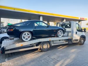 Porsche 928 S - 1983