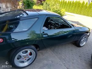 Porsche 928 S - 1983