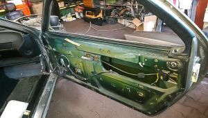 Porsche 928 S - 1983