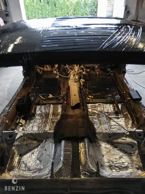 Porsche 928 S - 1983