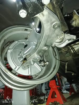 Porsche 928 S - 1983