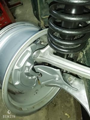 Porsche 928 S - 1983