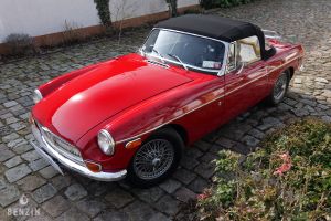 MG B - 1970