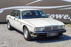 Jaguar XJ40 Daimler 3.6 - 1989