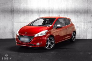 Peugeot 208 GTI - 2015