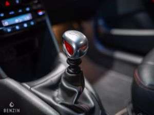 Peugeot 208 GTI - 2015