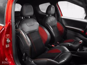 Peugeot 208 GTI - 2015