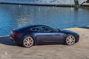 Aston Martin V8 Vantage Manual - 2006