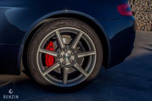 Aston Martin V8 Vantage Manual - 2006