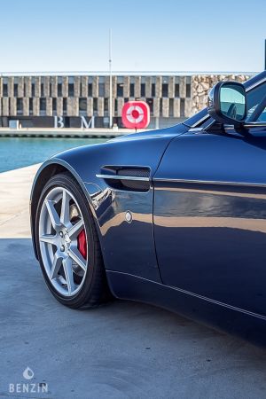 Aston Martin V8 Vantage Manual - 2006