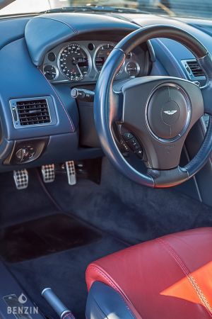 Aston Martin V8 Vantage Manual - 2006
