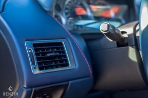 Aston Martin V8 Vantage Manual - 2006