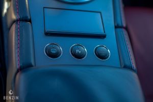 Aston Martin V8 Vantage Manual - 2006