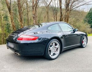 Porsche 911 type 997 Carrera 4S - 2005