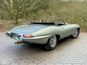 Jaguar E-Type Series 1 Flat Floor - 1961