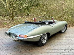Jaguar E-Type Series 1 Flat Floor - 1961