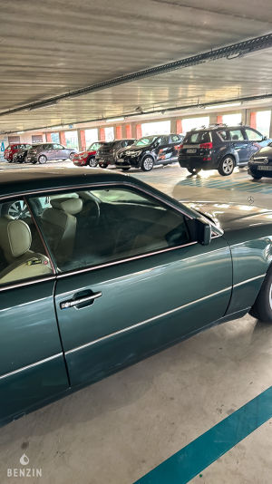 Mercedes-Benz 300ce W124 - 1990