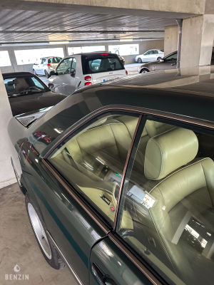 Mercedes-Benz 300ce W124 - 1990