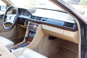 Mercedes-Benz 300ce W124 - 1990