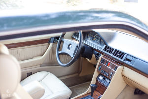 Mercedes-Benz 300ce W124 - 1990