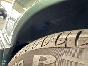 Mercedes-Benz 300ce W124 - 1990