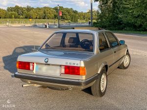 BMW 325e e30 - 1985