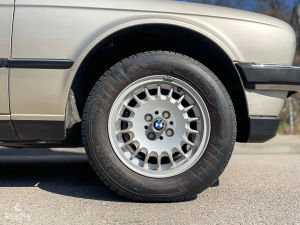 BMW 325e e30 - 1985