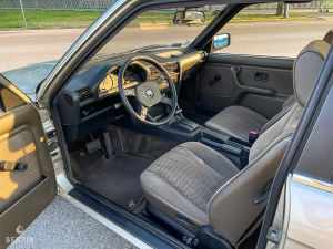 BMW 325e e30 - 1985