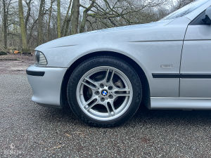 BMW 525i e39 - 2003